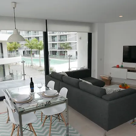 Apartment Palmar White